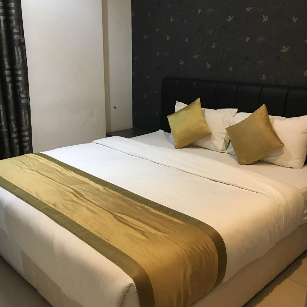 Al Muhanna Plaza Luxury Apartments Kuwejt Pokój zdjęcie